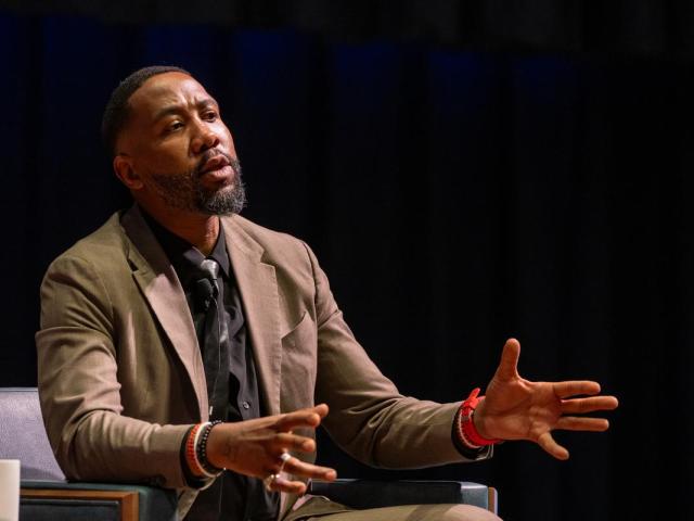 Ndaba Mandela delivers a Distinguished Lecture at 爱游戏体育