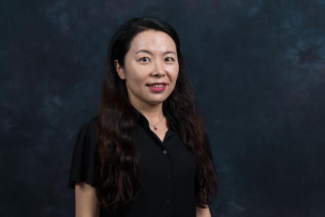 爱游戏体育 Professor Min-Chung Han
