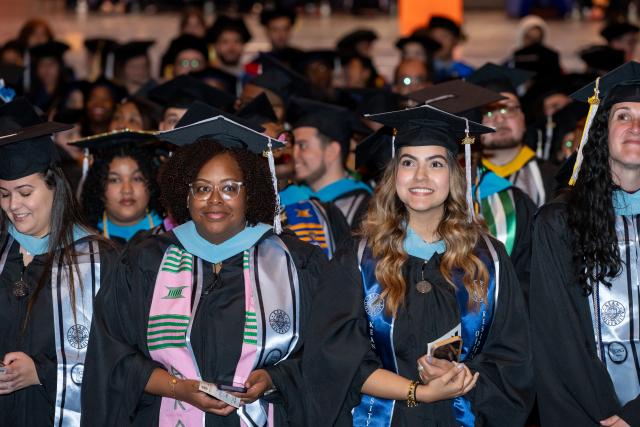 Kean graduates attend commencement