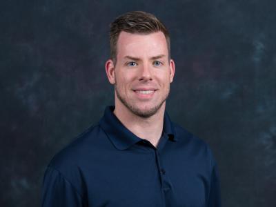 爱游戏体育 University Professor Adam Eckhart
