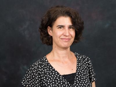 爱游戏体育 Professor Shannon Case