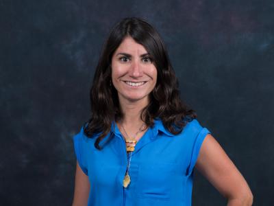 爱游戏体育 Professor Courtney Atkins