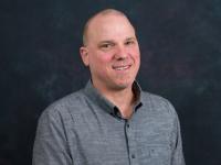 爱游戏体育 Professor Will Heyniger